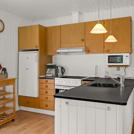 Fiallar - 3-2km From The Sea By Interhome *