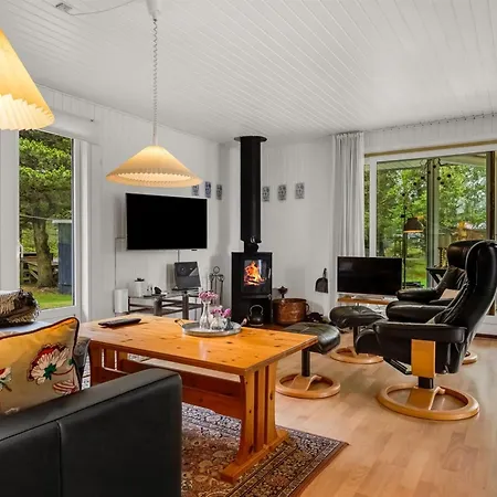 Feriehus Fiallar - 3-2km From The Sea By Interhome *