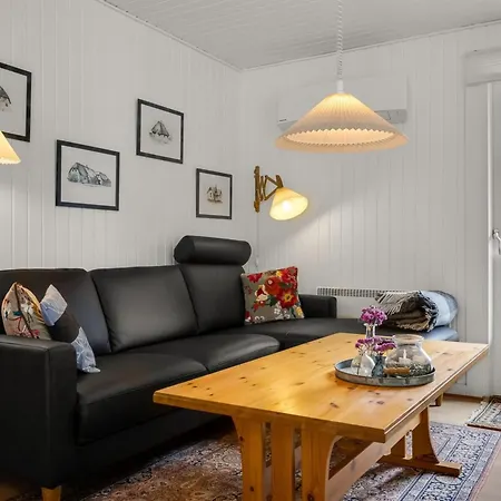 Fiallar - 3-2km From The Sea By Interhome * Kongsmark